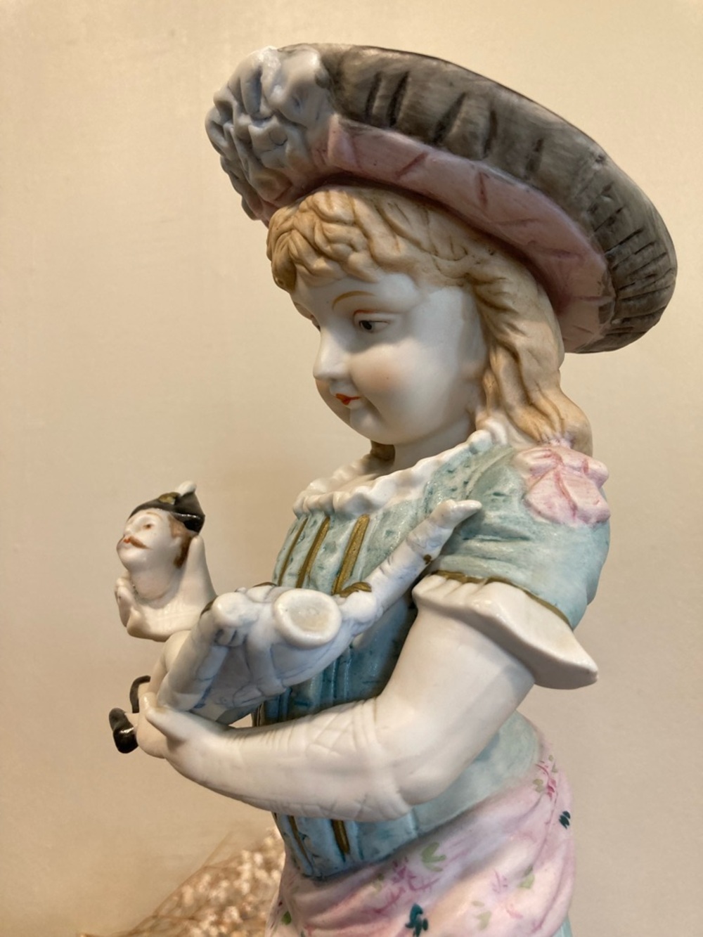 Creepy Ceramic Girl Holding Beheaded Doll Mantel Statue 16” Tall Vintage Decor - Picture 4 of 16